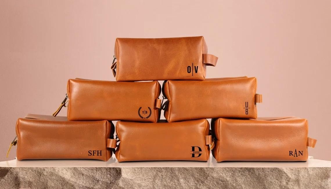 61iF-0TqYL.jpg Personalized Leather Toiletry Bag - Image 5